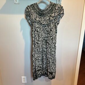 LOFT Green and Cream Sheath Dress with Flutter Cap Sleeves